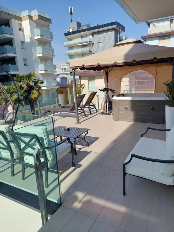 Hotel Rossini 4S Lignano Sabbiadoro Eksteriør bilde