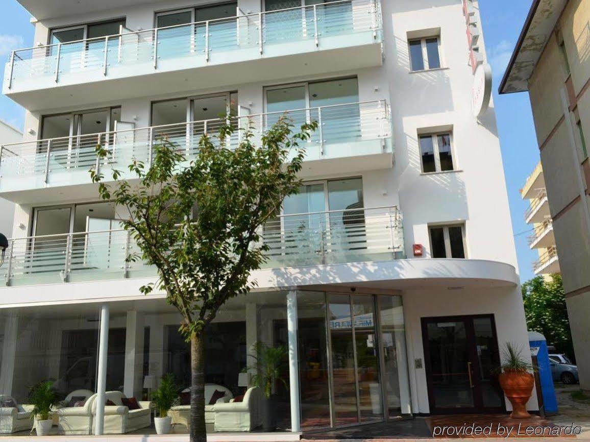 Hotel Rossini 4S Lignano Sabbiadoro Eksteriør bilde