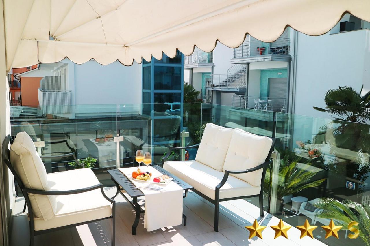Hotel Rossini 4S Lignano Sabbiadoro Eksteriør bilde